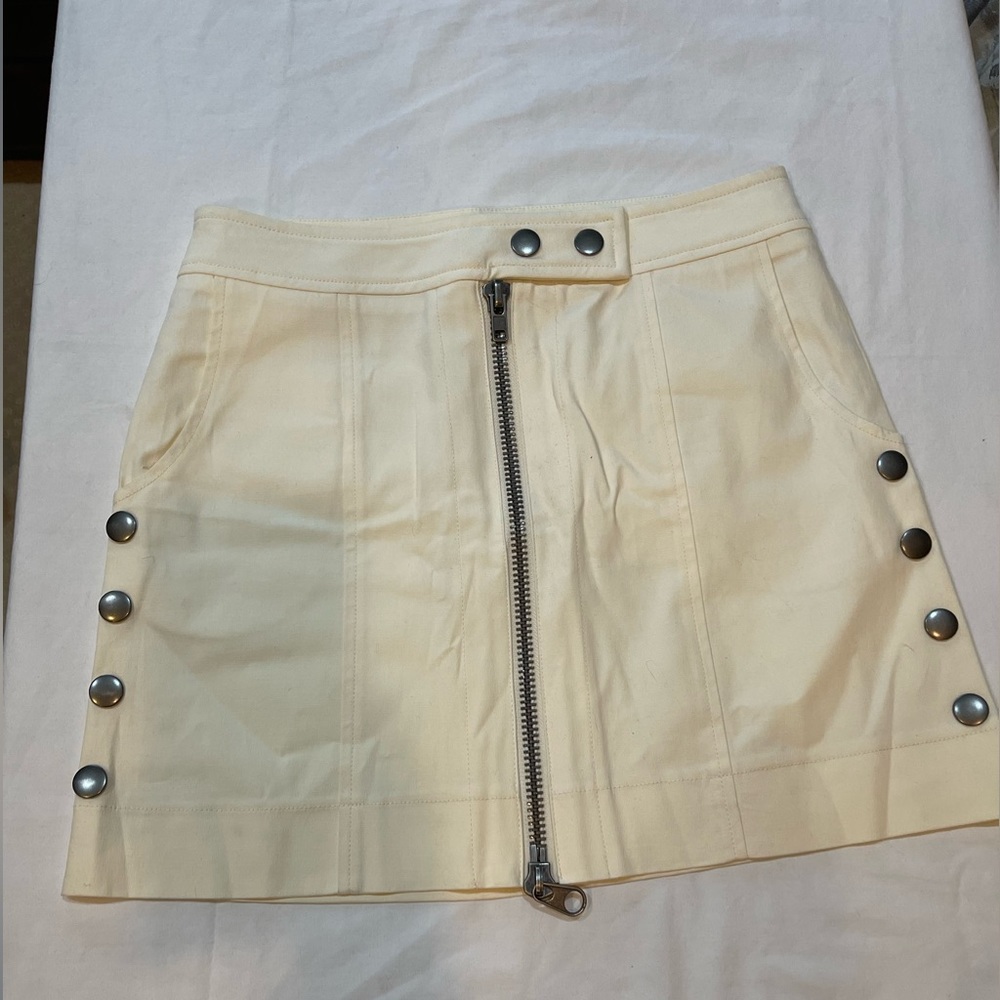 Bebe Ecru Vanilla Skirt